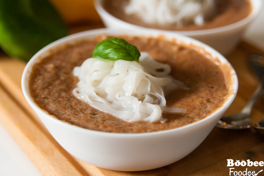 Osvežujoči gazpacho (juha, ki se ne kuha)